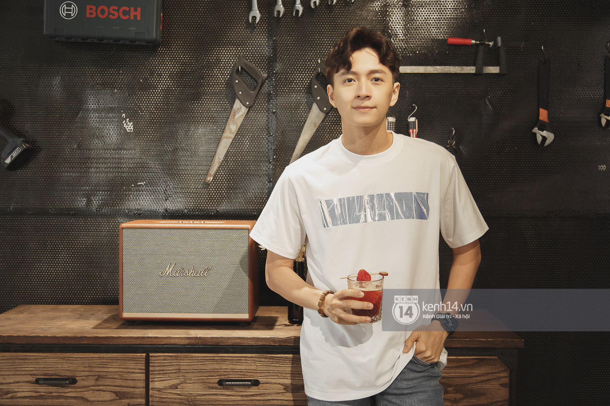 Ngô Kiến Huy thú nhận đã qua tuổi trên tình bạn dưới tình yêu, buồn vì nam chính Em Là Của Em khó có kết đẹp ngoài đời - Ảnh 10. Ngô Kiến Huy thú nhận đã qua tuổi trên tình bạn dưới tình yêu, buồn vì nam chính Em Là Của Em khó có kết đẹp ngoài đời - Ảnh 10.