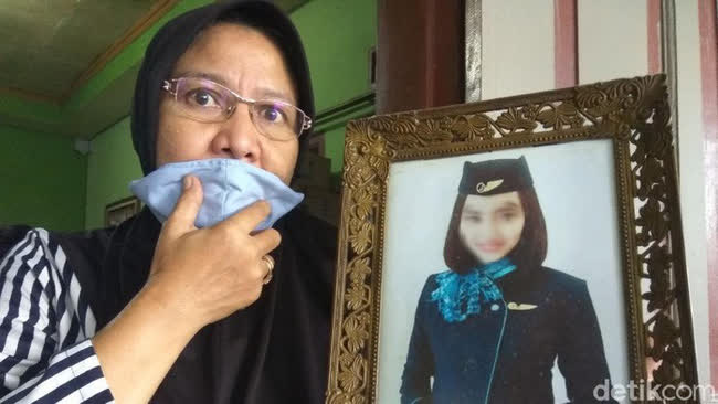 Máy bay rơi ở Indonesia: Chân dung 3 nữ tiếp viên hàng không có mặt trên chuyến bay định mệnh và câu chuyện trước khi lên đường của họ gây xót xa - Ảnh 4.