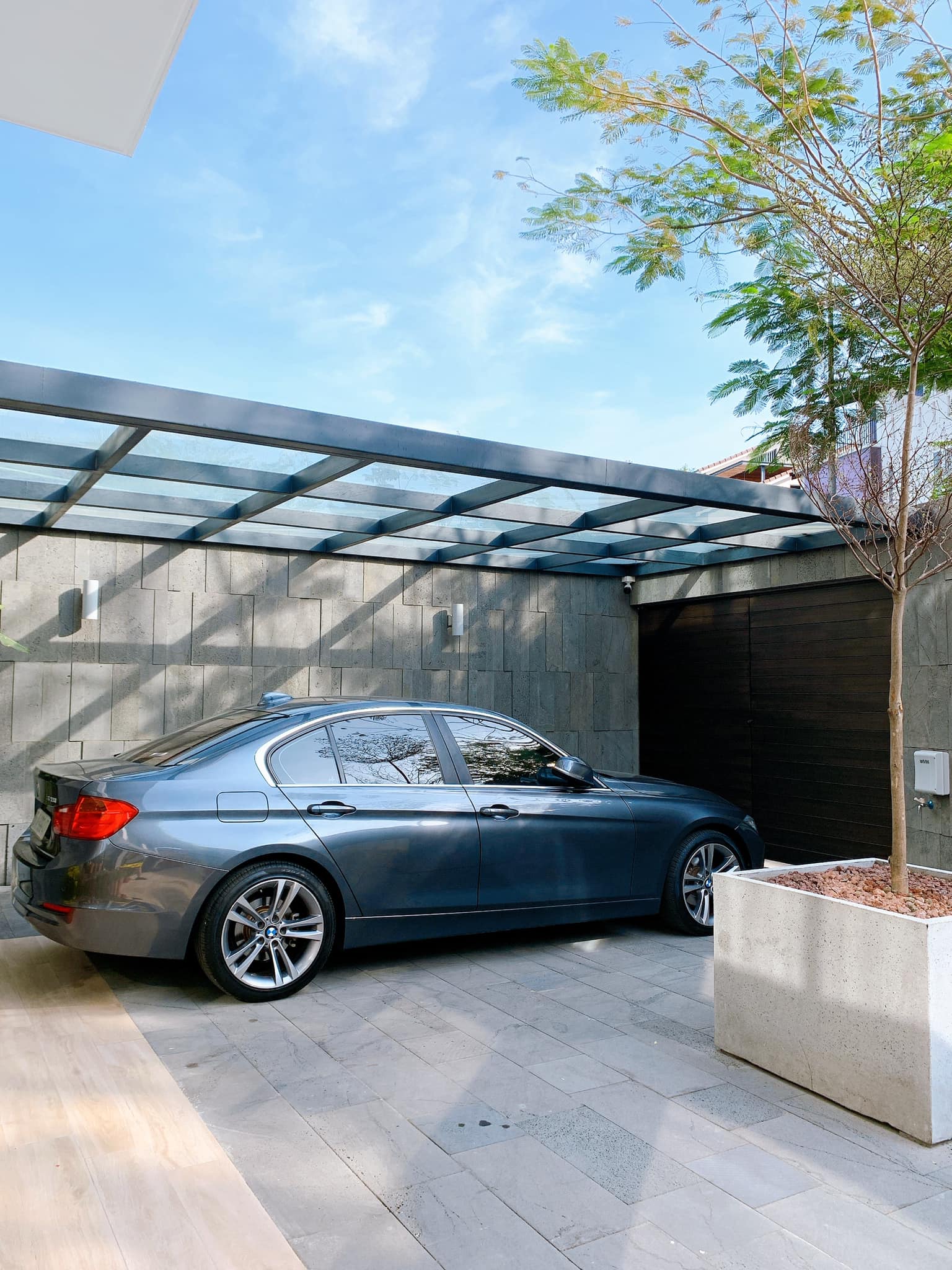 H&eacute; lộ kh&ocirc;ng gian sống của Mr Siro, bước v&agrave;o s&acirc;n đ&atilde; thấy ngay khối t&agrave;i sản khổng lồ - Ảnh 3.