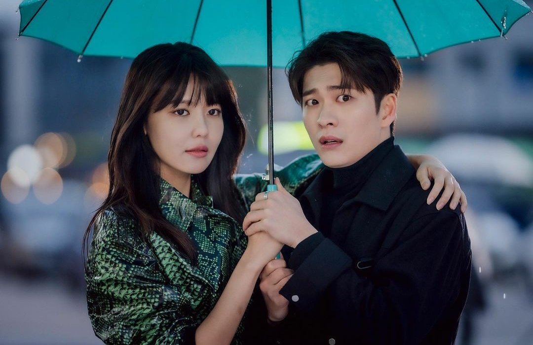 Run On của thánh đơ Shin Se Kyung: Viên ngọc thô không đáng bị quên lãng, nhân vật nào cũng điên mà dễ thương đến lạ - Ảnh 15. Run On của thánh đơ Shin Se Kyung: Viên ngọc thô không đáng bị quên lãng, nhân vật nào cũng điên mà dễ thương đến lạ - Ảnh 15.