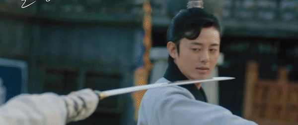 Kim So Hyun đúng chuẩn công chúa chiến binh, mặt bê bết máu ở bom tấn sử thi với Ji Soo - Ảnh 4. Kim So Hyun đúng chuẩn công chúa chiến binh, mặt bê bết máu ở bom tấn sử thi với Ji Soo - Ảnh 4.