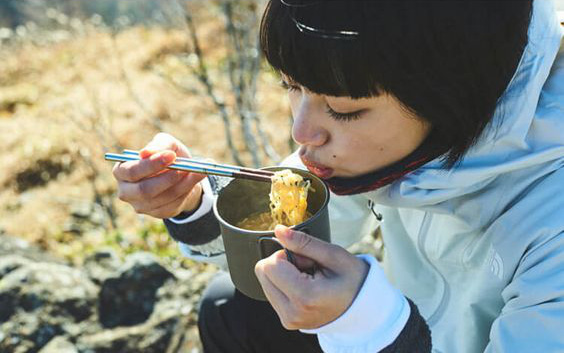 Ăn mãi vẫn cứ thấy đói thì đó là tín hiệu sớm của 5 vấn đề có thể sinh bệnh, béo phì, chị em không thể xem thường - Ảnh 1.