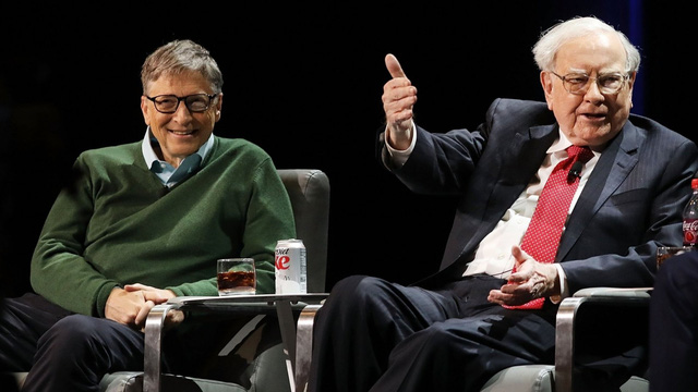 Tỷ phú Bill Gates tiết lộ chìa khóa thành công của Warren Buffett: Điều mà ai cũng có thể làm nhưng chẳng mấy người trong chúng ta chịu làm - Ảnh 1.