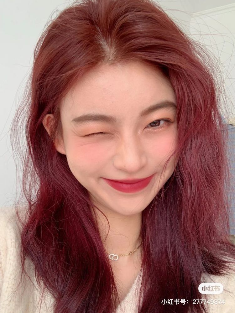 Ngo&agrave;i m&agrave;u n&acirc;u, 9 m&agrave;u t&oacute;c nhuộm n&agrave;y cũng nịnh da vi diệu, gi&uacute;p mặt s&aacute;ng bừng m&agrave; c&ograve;n trẻ ra v&agrave;i tuổi - Ảnh 4.