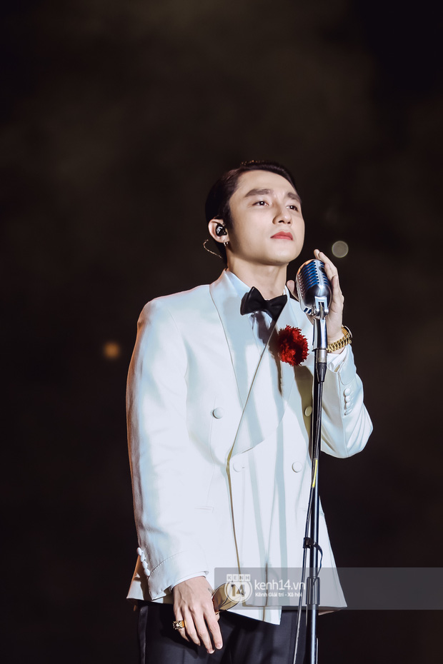 Clip Sơn Tùng M-TP cover bản hit của Bảo Thy 8 năm trước hot trở lại, netizen mê mẩn: Thủ khoa Nhạc viện không live tốt thì ai nữa - Ảnh 4.