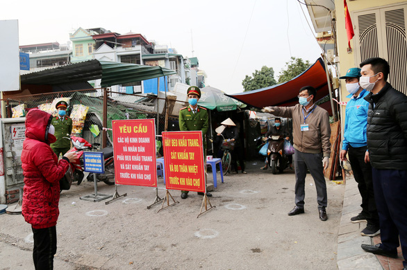 Phong tỏa thêm khu phố tại Hạ Long vì xuất hiện ca nghi nhiễm COVID-19 - Ảnh 1.