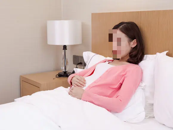 Người chồng v&igrave; thương vợ đang mang thai n&ecirc;n đ&atilde; viết giấy y&ecirc;u cầu h&agrave;ng x&oacute;m tắt Wifi, diễn biến sau đ&oacute; khiến cộng đồng mạng x&ocirc;n xao - Ảnh 1.
