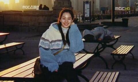 Hot lại bộ ảnh Kim Tae Hee thời sinh vi&ecirc;n: Nhan sắc chấp camera mờ nh&ograve;e, bảo sao th&agrave;nh nữ thần Đại học Quốc gia Seoul - Ảnh 13.
