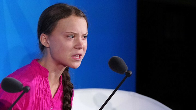 Greta Thunberg mừng tuổi 18 bằng cuộc phỏng vấn cứng rắn không kém bài diễn thuyết quát mắng lãnh đạo thế giới về biến đổi khí hậu 2 năm trước - Ảnh 1.