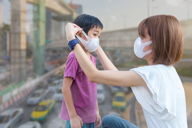Hà Nội lại ô nhiễm không khí ở ngưỡng ảnh hưởng nghiêm trọng đến sức khỏe: Để bảo vệ bản thân, cần làm ngay những điều này - Ảnh 5.