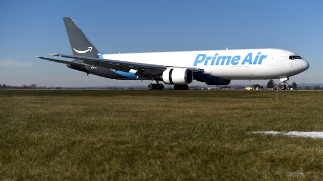 Tiền nhiều, Amazon sắm 11 m&aacute;y bay Boeing chở kh&aacute;ch để giao h&agrave;ng - Ảnh 1.