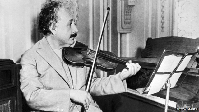 Chuyện ly kỳ về bộ não bị đánh cắp của Albert Einstein: Trở thành vật nghiên cứu bất chấp di ngôn, chứa nhiều đặc điểm khác biệt của thiên tài - Ảnh 5.