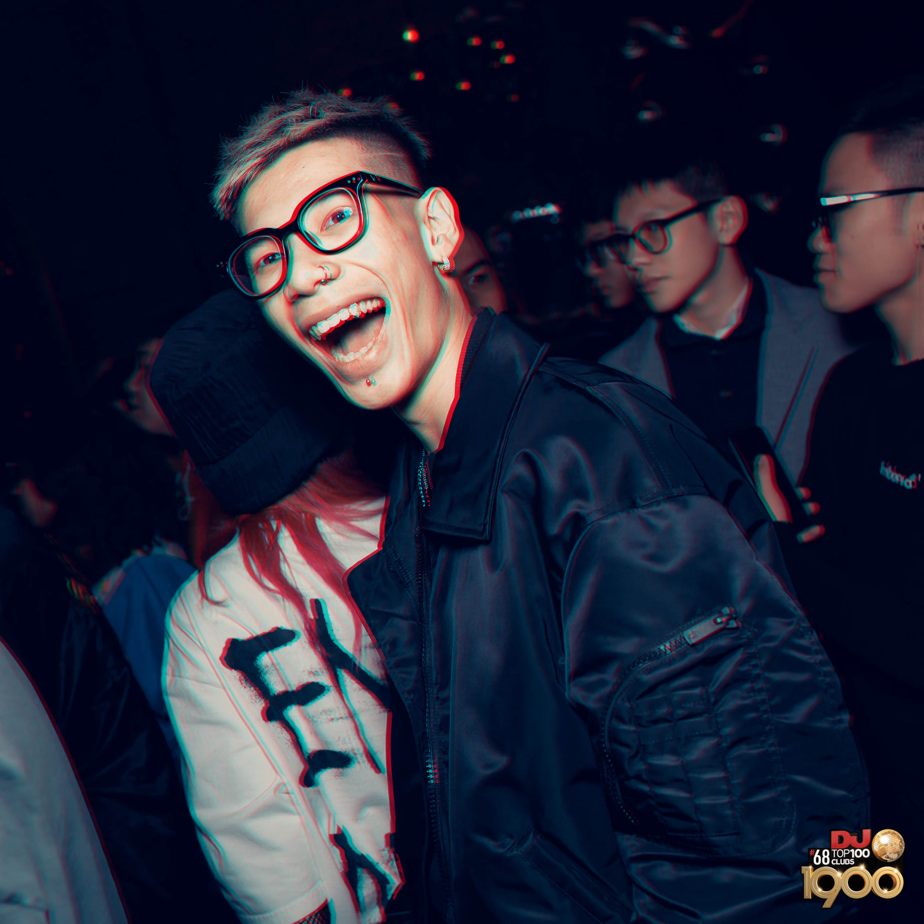 MCK: Thánh biến hoá của năm, làm Nger hay làm MCK thì cũng chuẩn 10 ...