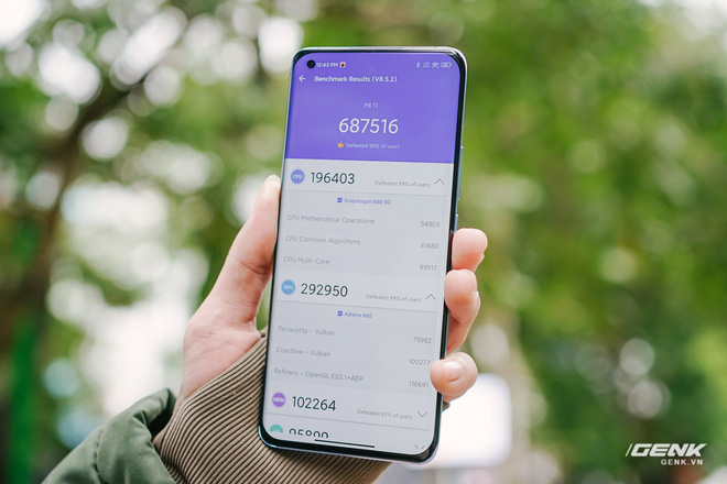 Trên tay Xiaomi Mi 11 tại Việt Nam: Smartphone đầu tiên với chip Snapdragon 888, giá 16 triệu đồng - Ảnh 21.