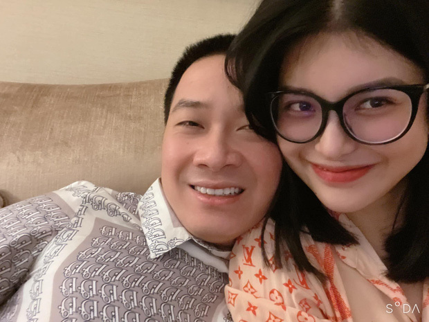 Lily Chen xác nhận chia tay bạn trai đại gia hậu vướng tin đồn chung bồ với Ngọc Trinh - Ảnh 1. Lily Chen xác nhận chia tay bạn trai đại gia hậu vướng tin đồn chung bồ với Ngọc Trinh - Ảnh 1.