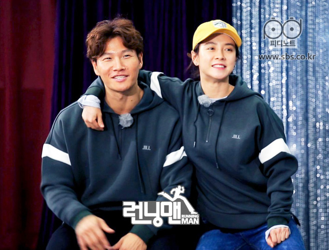 Drama chấn động nhất Running Man: Jong Kook - Ji Hyo từng bị ép rời show, chương trình suýt khai tử từ 4 năm trước - Ảnh 1.