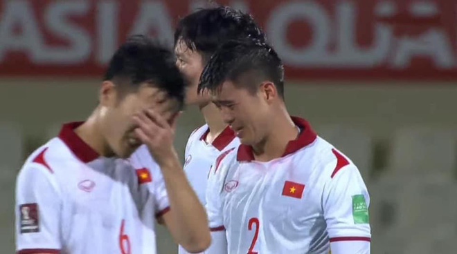 Nhà vô địch AFF Cup: CĐV Oman thổi kèn inh ỏi suốt trận, cầu thủ Việt Nam dễ mất tập trung - Ảnh 2.