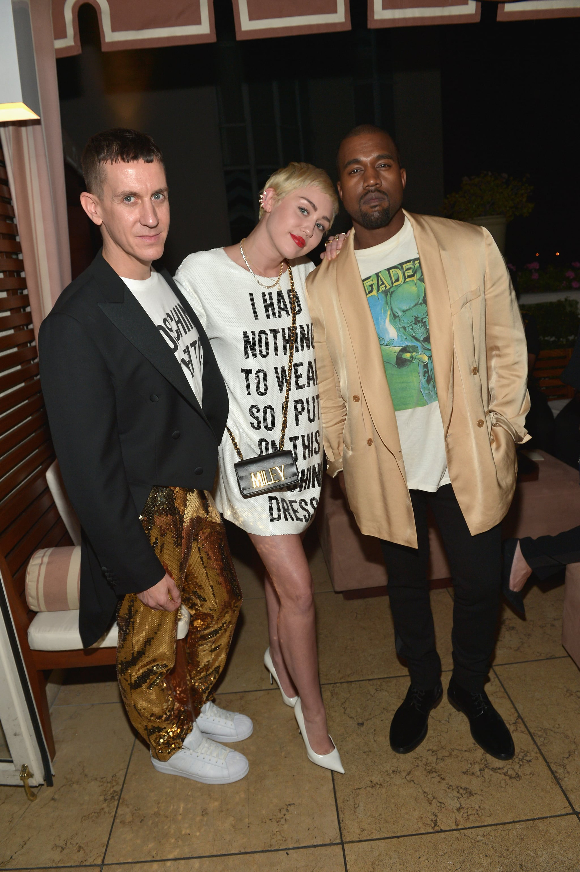 Khung hình quyền lực quy tụ toàn nhân vật máu mặt: Tỷ phú Rihanna và Kanye West chễm chệ, nhìn dàn sao ngồi cạnh mà choáng - Ảnh 8. Khung hình quyền lực quy tụ toàn nhân vật máu mặt: Tỷ phú Rihanna và Kanye West chễm chệ, nhìn dàn sao ngồi cạnh mà choáng - Ảnh 8.