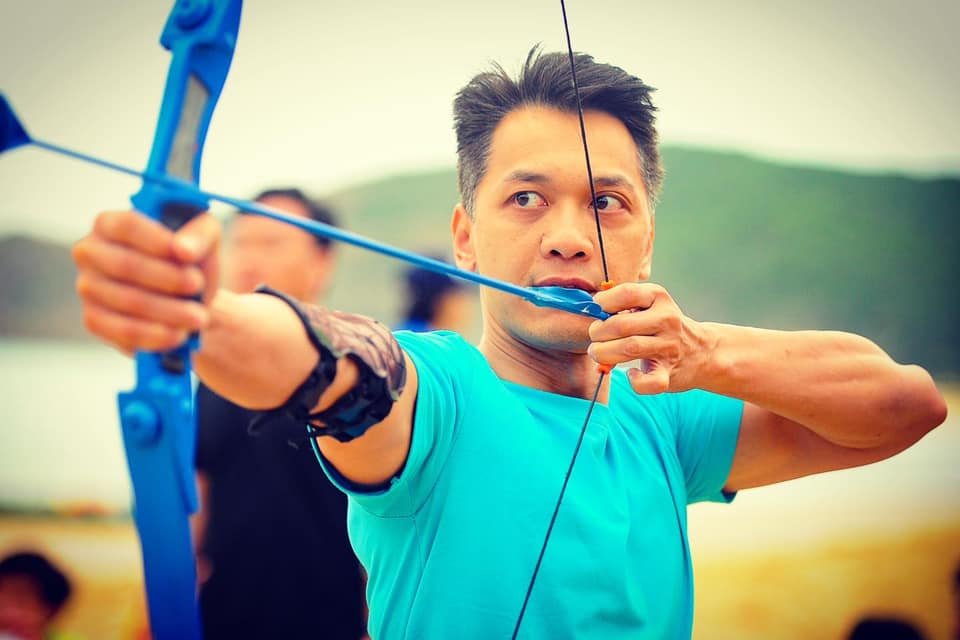 Chủ tịch ACB 12 năm sau ngày ngồi ghế đá công viên đóng quảng cáo: 43 tuổi body nổi múi, là tiến sĩ và còn độc thân - Ảnh 5.
