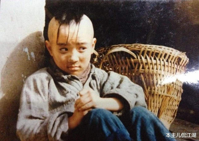 Cậu bé Tam Mao - tượng đài của tuổi thơ 8X, 9X hiện tại: Nhan sắc thuộc hạng nam thần nhưng sự nghiệp mãi lận đận vì cái bóng quá khứ - Ảnh 1.