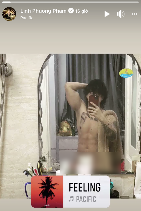 Một nam nghệ sĩ gây sốc khi chụp ảnh nude 100% trước gương, chỉ che chắn độc vùng nhạy cảm - Ảnh 2.