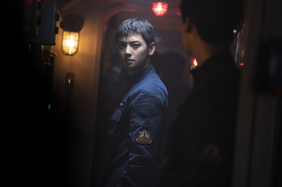 5 idol lũ lượt t&aacute;i xuất m&agrave;n ảnh H&agrave;n 2022: IU - Yoona to&agrave;n bom tấn xịn, h&oacute;ng nhất l&agrave; m&agrave;n comeback của si&ecirc;u sao D.O - Ảnh 9.