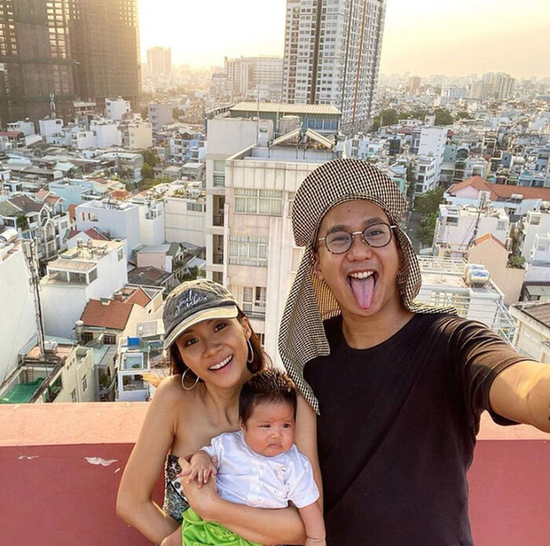 Suboi diện bikini phô diễn body bên ông xã, cơ bụng phẳng lỳ làm dân tình bật ngửa không tin đã là mẹ bỉm - Ảnh 6. Suboi diện bikini phô diễn body bên ông xã, cơ bụng phẳng lỳ làm dân tình bật ngửa không tin đã là mẹ bỉm - Ảnh 6.