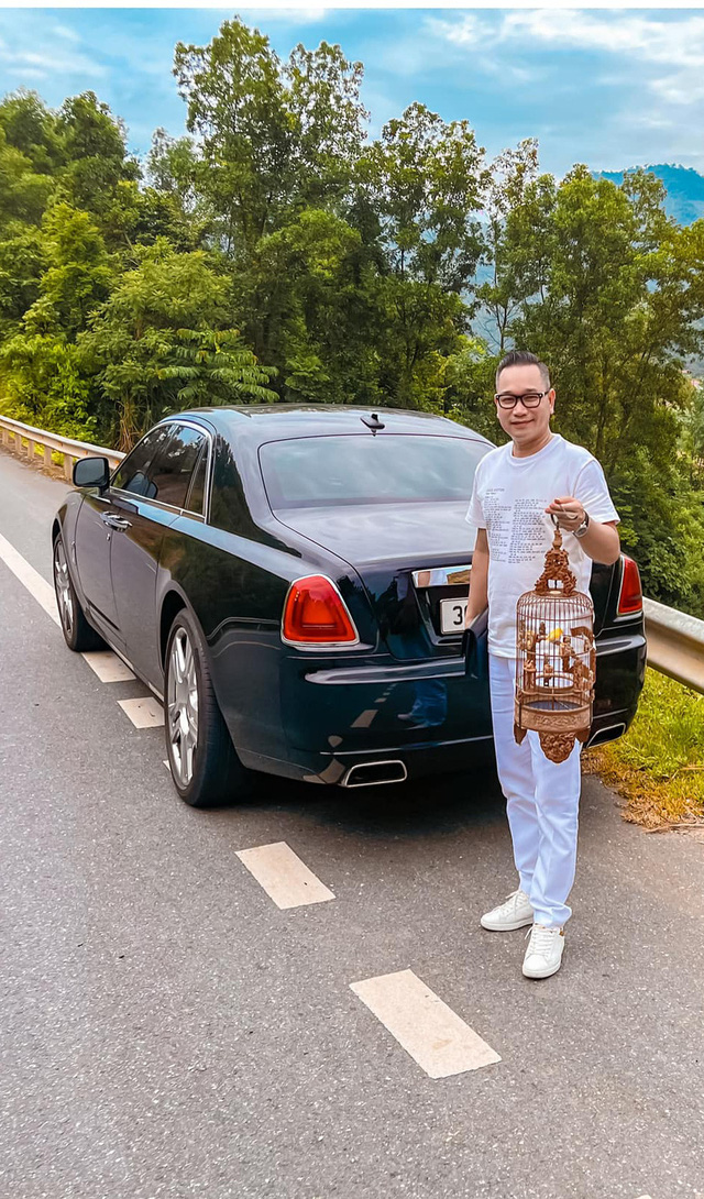 Đại gia veston tuyển t&agrave;i xế Rolls-Royce lương 14 triệu, hộ khẩu H&agrave; Nội, l&agrave;m 10 tiếng/ng&agrave;y, CĐM thốt l&ecirc;n: Qu&aacute; &aacute;p lực, c&oacute; sao b&aacute;n nh&agrave; kh&ocirc;ng đền nổi - Ảnh 5.