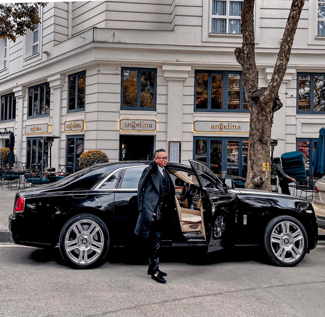 Đại gia veston tuyển t&agrave;i xế Rolls-Royce lương 14 triệu, hộ khẩu H&agrave; Nội, l&agrave;m 10 tiếng/ng&agrave;y, CĐM thốt l&ecirc;n: Qu&aacute; &aacute;p lực, c&oacute; sao b&aacute;n nh&agrave; kh&ocirc;ng đền nổi - Ảnh 6.