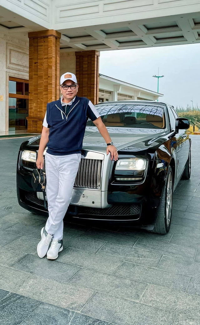 Đại gia veston tuyển t&agrave;i xế Rolls-Royce lương 14 triệu, hộ khẩu H&agrave; Nội, l&agrave;m 10 tiếng/ng&agrave;y, CĐM thốt l&ecirc;n: Qu&aacute; &aacute;p lực, c&oacute; sao b&aacute;n nh&agrave; kh&ocirc;ng đền nổi - Ảnh 7.