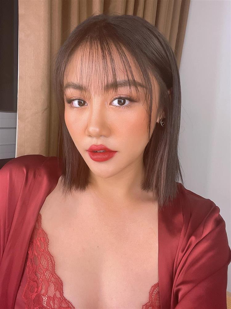 Thấy Văn Mai Hương mà mừng Mùi hương em bây giờ đã chính thức nồng say!