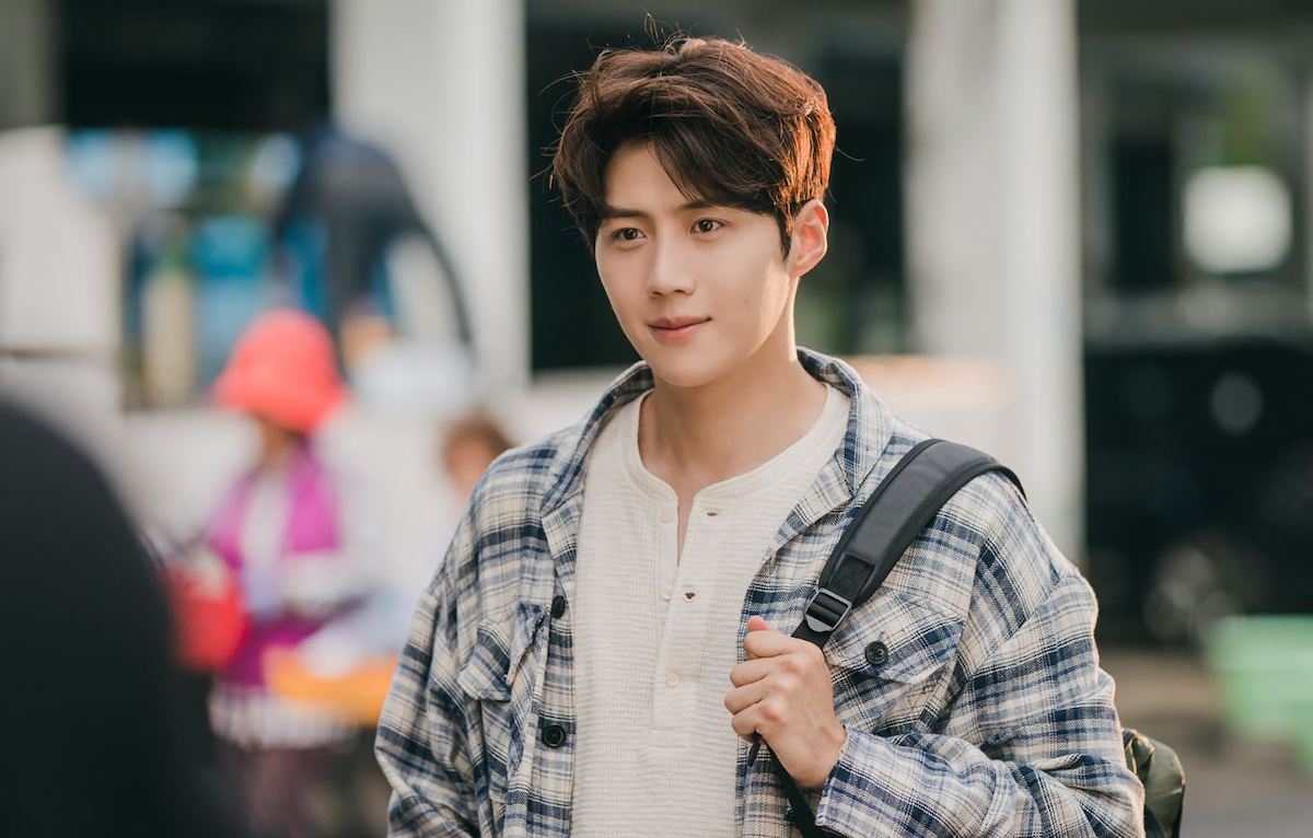 Người thiệt thòi nhất sau bê bối Kim Seon Ho ép bạn gái phá thai: Lịch trình bị hủy sạch, nguy cơ tạch hết giải thưởng lớn? - Ảnh 3. Người thiệt thòi nhất sau bê bối Kim Seon Ho ép bạn gái phá thai: Lịch trình bị hủy sạch, nguy cơ tạch hết giải thưởng lớn? - Ảnh 3.