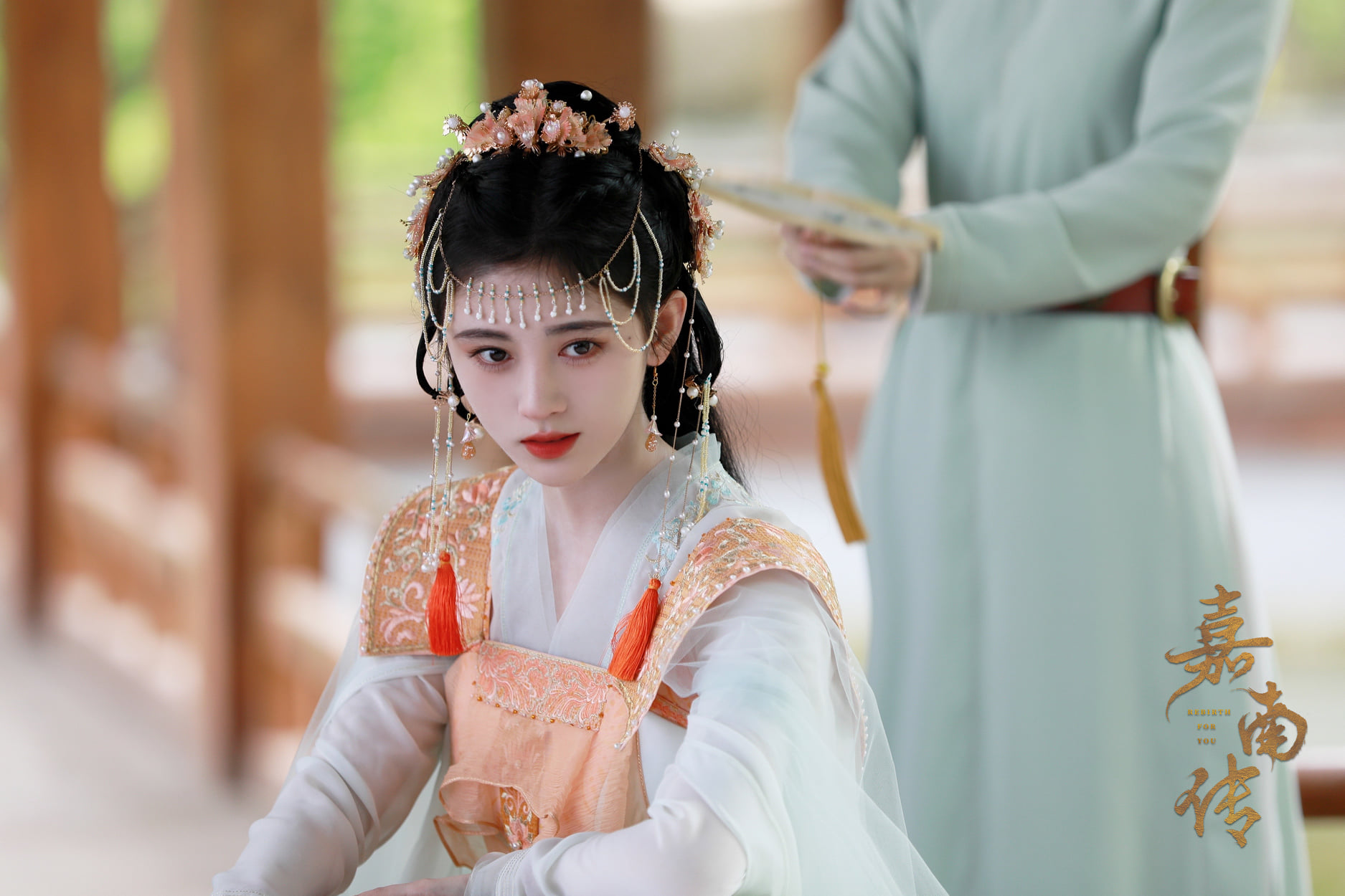 Ơn trời C&uacute;c Tịnh Y đ&atilde; chịu để mặt mộc, x&oacute;a make up đi dự đ&aacute;m tang ở phim mới rồi n&agrave;y! - Ảnh 1.