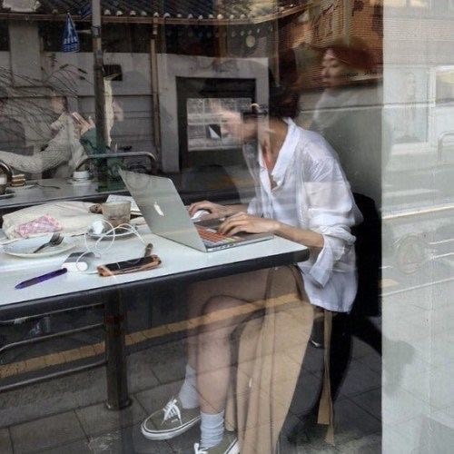 Chán lắm rồi chỉ muốn nghỉ việc luôn cho xong: Thực ra trong lúc bạn ca thán về áp lực và sự vô lý của sếp, thì thực tế lại thế này... - Ảnh 4. Chán lắm rồi chỉ muốn nghỉ việc luôn cho xong: Thực ra trong lúc bạn ca thán về áp lực và sự vô lý của sếp, thì thực tế lại thế này... - Ảnh 4.
