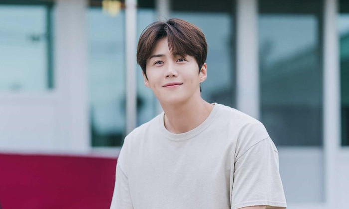 Kim Seon Ho từng nói 1 câu trên truyền hình, giờ netizen mới vỡ òa phát hiện thái độ của nam tài tử với bạn gái sau vụ phá thai - Ảnh 2.