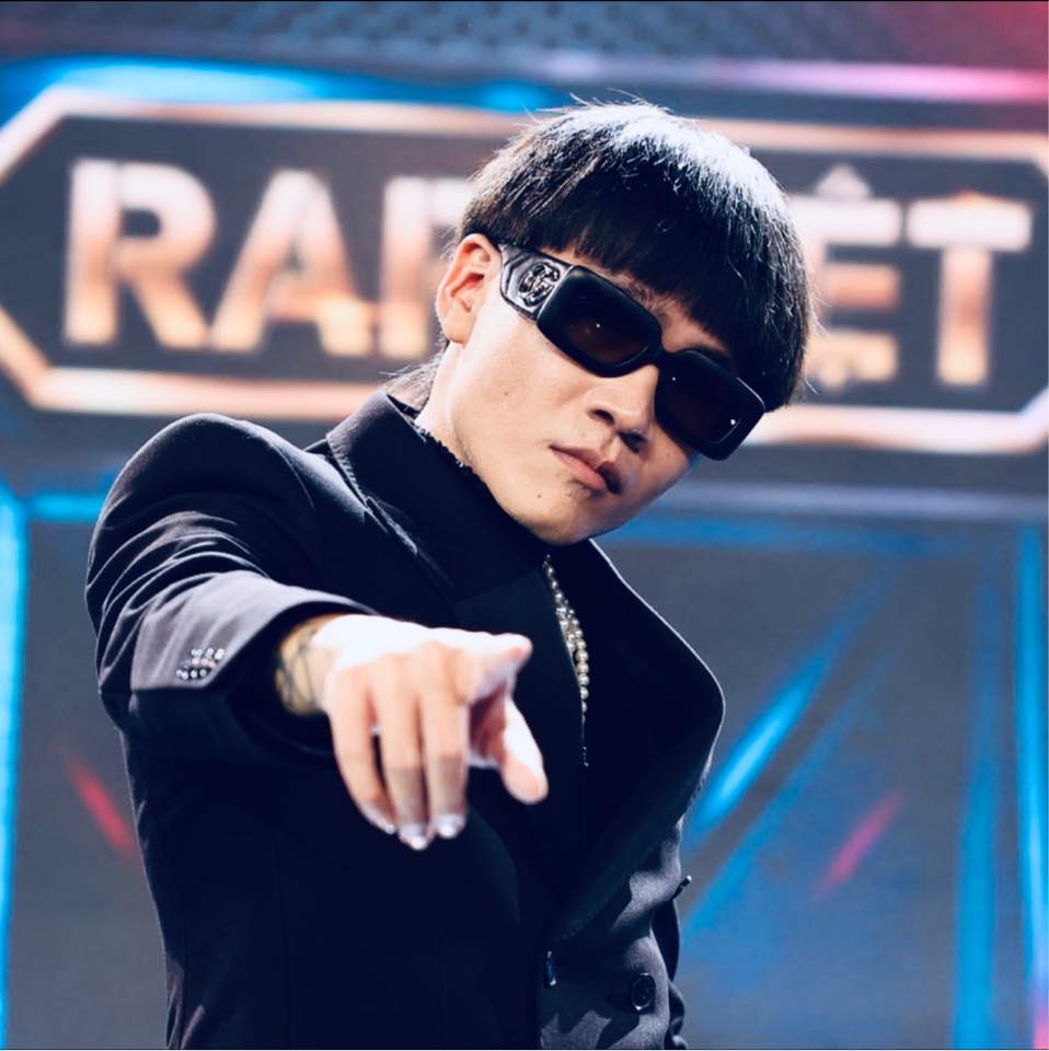 Wowy muốn sang Mỹ gặp &ocirc;ng tr&ugrave;m kim ho&agrave;n Johnny Dang, netizen mỉa mai: Lại chuẩn bị c&oacute; bản rap nịnh mới rồi! - Ảnh 3.