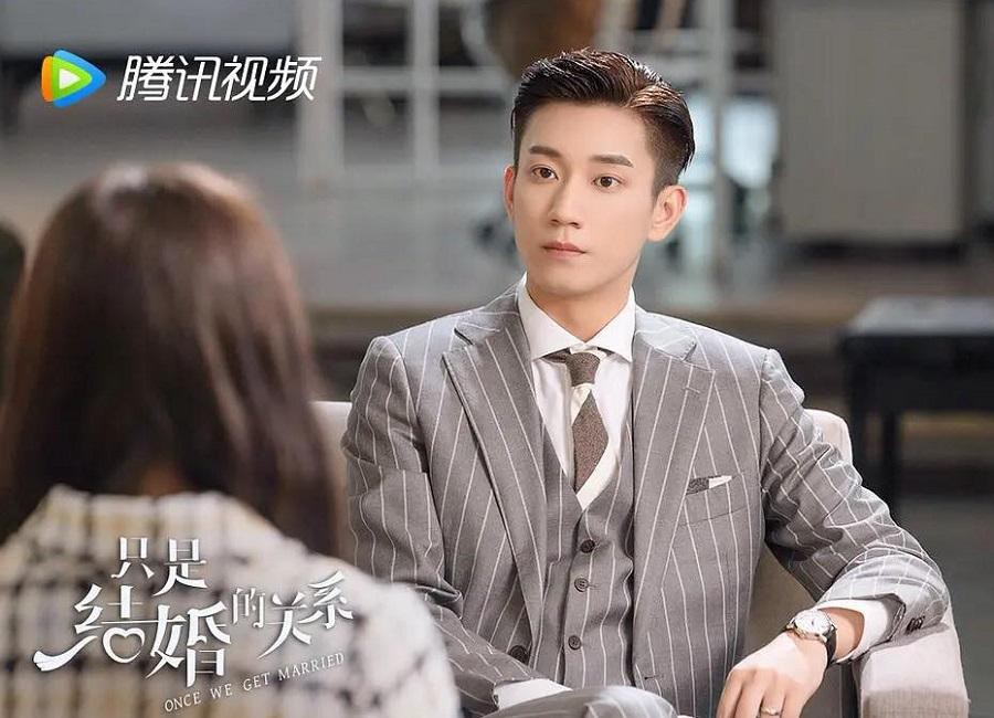 Chỉ L&agrave; Quan Hệ H&ocirc;n Nh&acirc;n: Si&ecirc;u phẩm cưới trước y&ecirc;u sau sốt dẻo nhất 2021, chị em m&ecirc; t&iacute;t anh tổng t&agrave;i lật như b&aacute;nh tr&aacute;ng! - Ảnh 6.