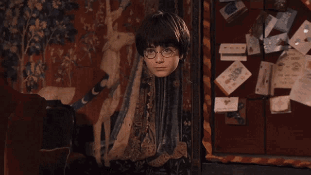 Té ra đây là cách Harry Potter quay cảnh áo khoác tàng hình: Mánh khóe hậu trường đơn giản mà hiệu quả, xem không tin vào mắt! - Ảnh 4.