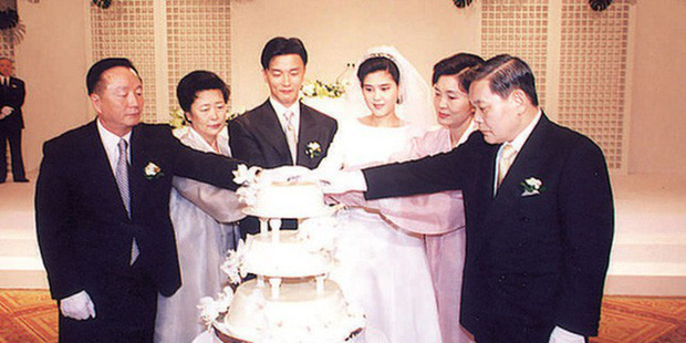 The life of 3 Samsung empire ladies: She is the richest female power in Korea, who died young in tears because her family rejected her - Photo 4.