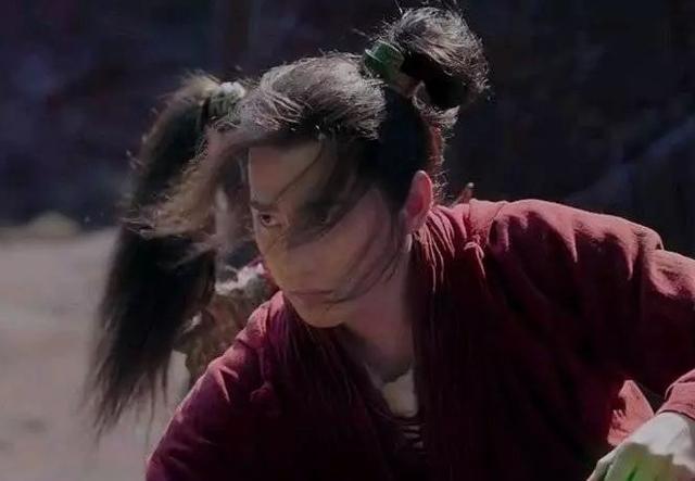 Loạt tạo h&igrave;nh xấu ma ch&ecirc; quỷ hờn tr&ecirc;n phim Trung: Triệu Lệ Dĩnh rủ hội chị em diễn hề, Dương Dương cột t&oacute;c như n&ugrave;i giẻ vậy trời? - Ảnh 6.