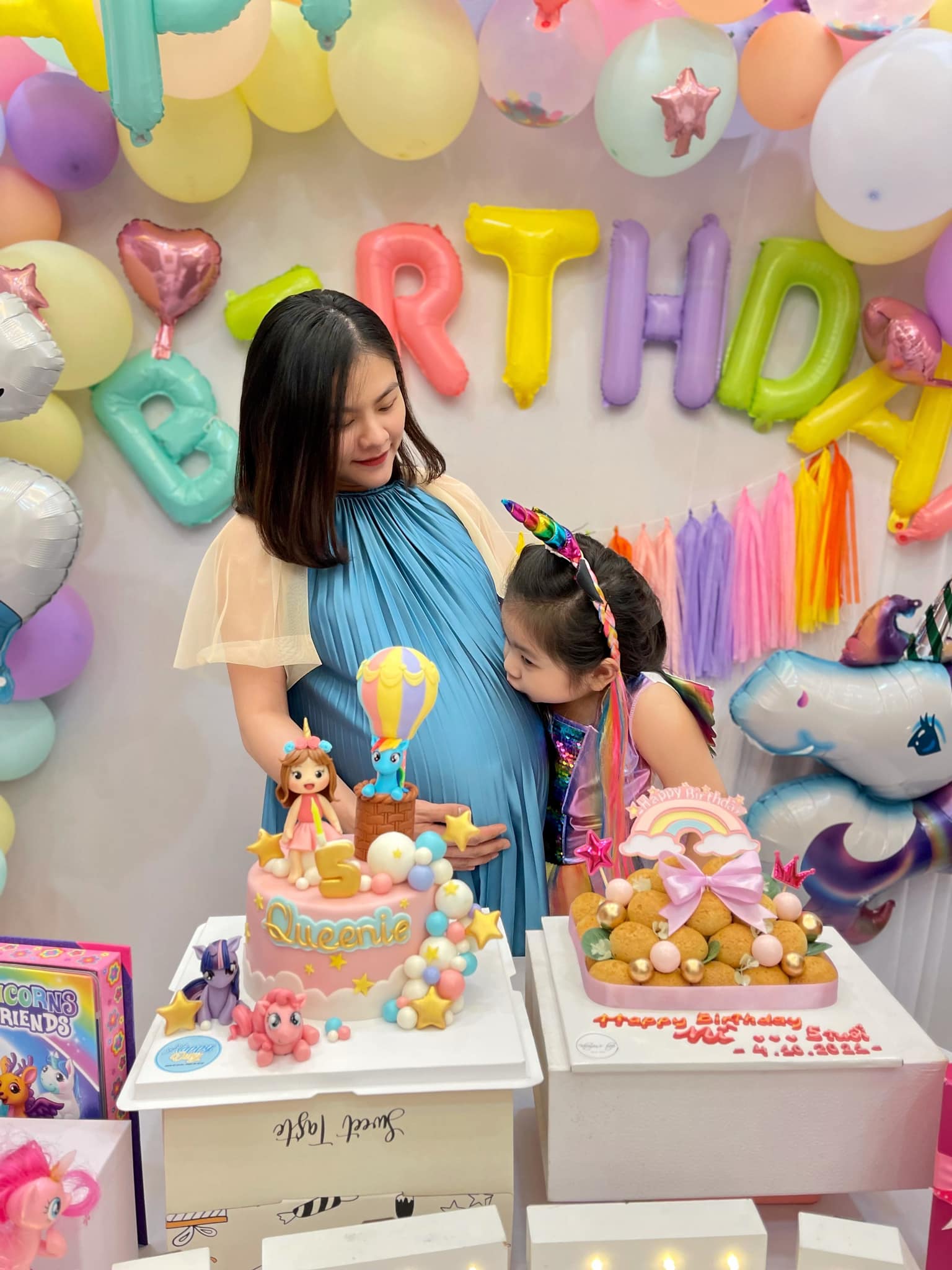 Vợ chồng Vân Trang tổ chức sinh nhật con gái lớn, vóc dáng và nhan sắc mẹ bầu sắp “vỡ chum” giật trọn spotlight! - Ảnh 3.