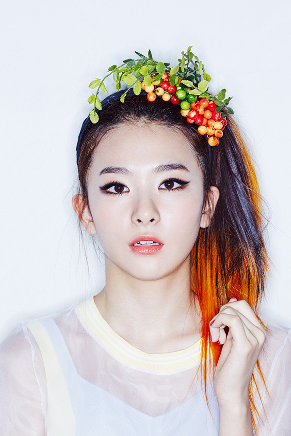 Nữ idol đình đám vừa ra mắt đã bị netizen chê xấu nhưng lại khiến cả dàn sao nam mê mệt, thậm chí còn có cả tin đồn hẹn hò - Ảnh 2. Nữ idol đình đám vừa ra mắt đã bị netizen chê xấu nhưng lại khiến cả dàn sao nam mê mệt, thậm chí còn có cả tin đồn hẹn hò - Ảnh 2.