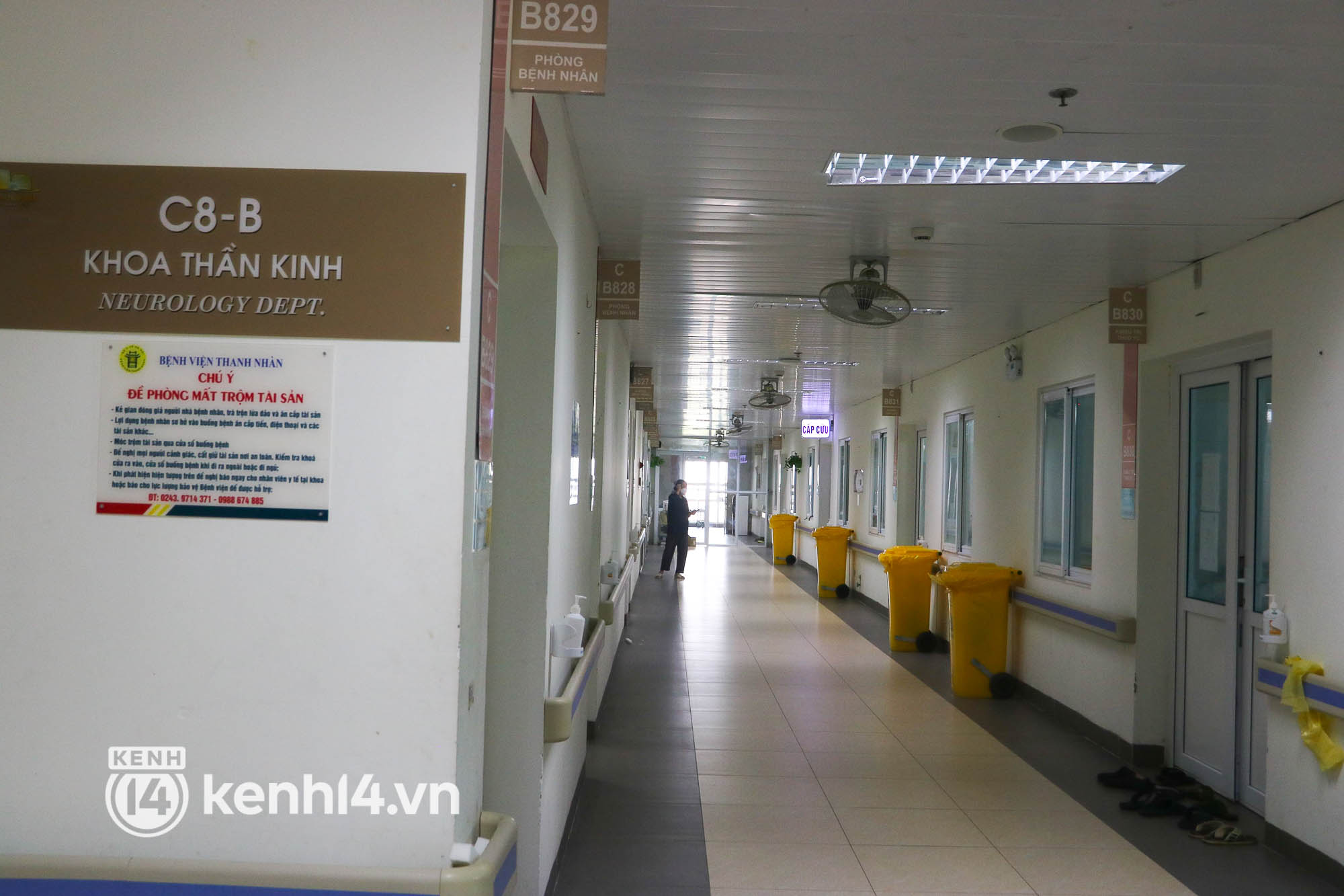 Ảnh: Bên trong khu điều trị bệnh nhân nặng từ BV Việt Đức chuyển qua BV Thanh Nhàn - Ảnh 4.