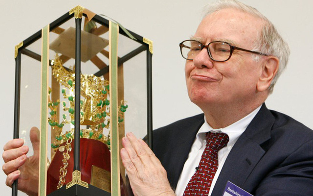 3 đạo lý là châm ngôn làm giàu của tỷ phú Warren Buffett: Kẻ càng phô trương sự thông minh thì càng dễ bị đánh gục! - Ảnh 2.