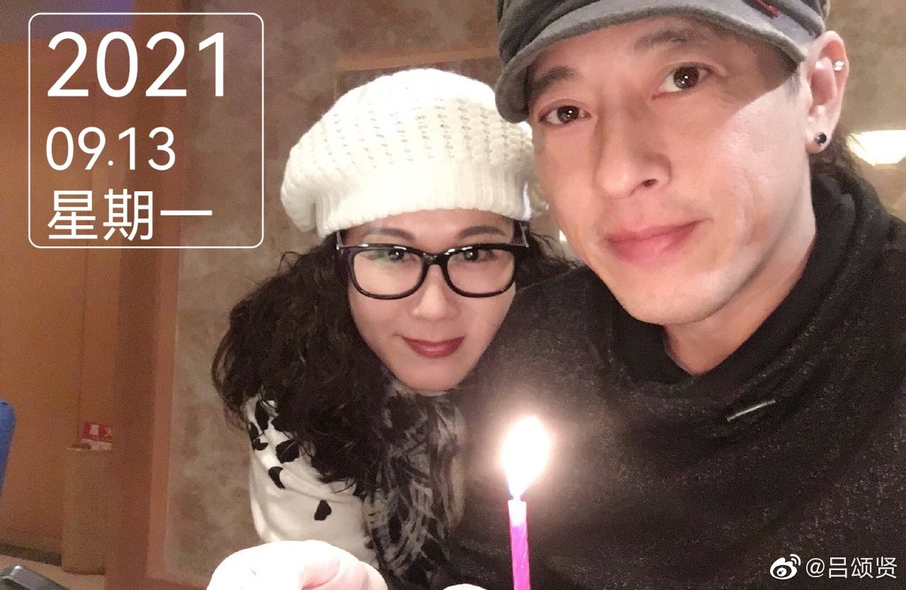 Vợ chồng Lệnh Hồ Xung 25 năm không ăn thịt, không sinh con để giữ nhan sắc ma cà rồng, giờ đây ngoại hình của họ ra sao? - Ảnh 4. Vợ chồng Lệnh Hồ Xung 25 năm không ăn thịt, không sinh con để giữ nhan sắc ma cà rồng, giờ đây ngoại hình của họ ra sao? - Ảnh 4.