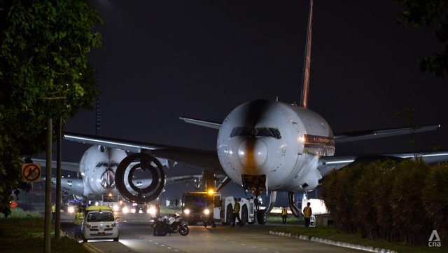 Hình ảnh độc nhất vô nhị: Siêu máy bay A380 xếp hàng đi trên đường phố Singapore và cái kết buồn cho những gã khổng lồ của bầu trời  - Ảnh 2.