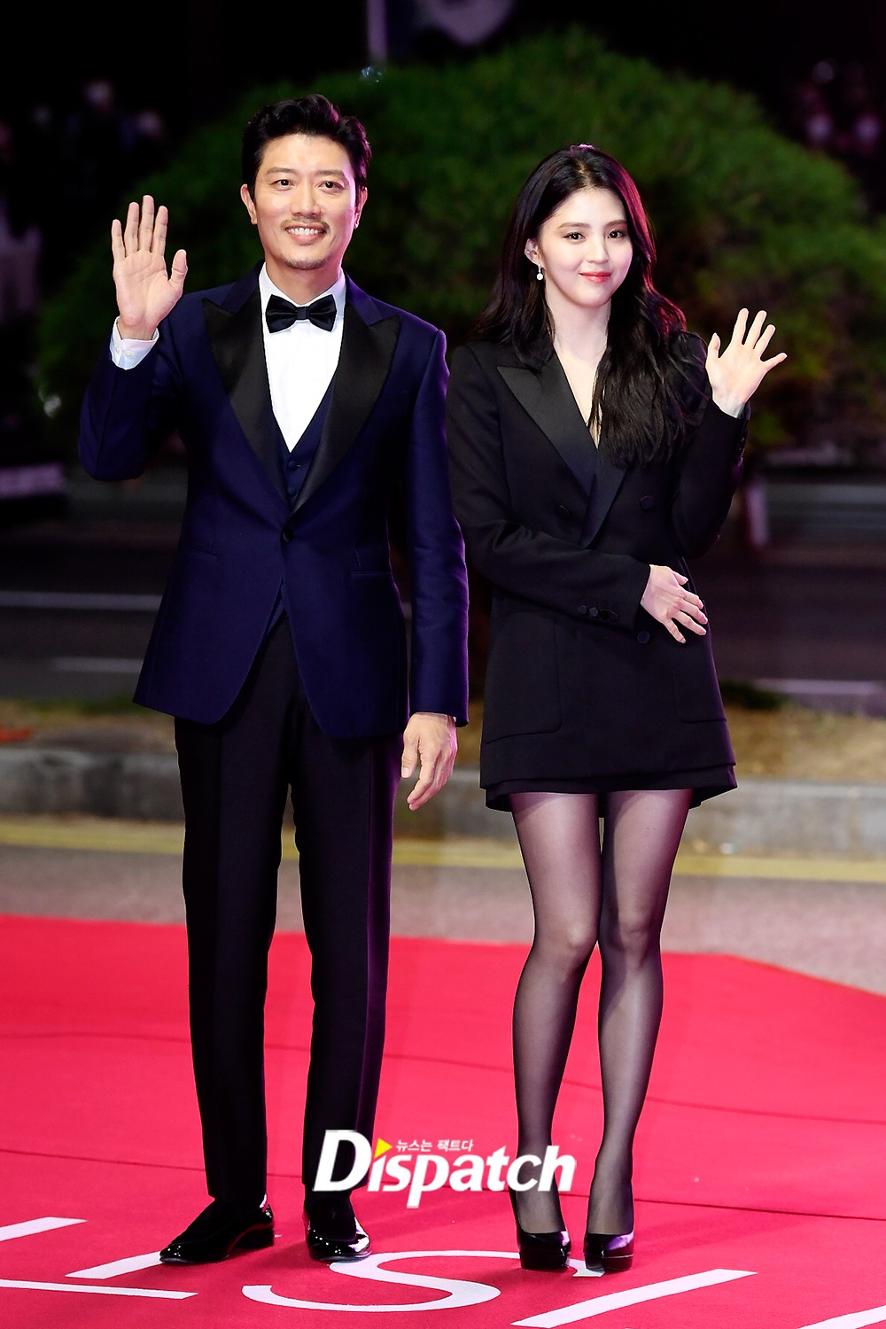 The Images Of Song Joong Ki Are Overwhelming They Clash Too Much With Close Friends Song Hye Kyo Han So Hee Mlem Despite Having Gained 10 Kg