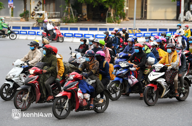 Diễn biến dịch ngày 6/10: Chùm ca nhiễm BV Hữu nghị Việt Đức dần được kiểm soát; Nhiều tỉnh ghi nhận F0 trở về từ vùng dịch - Ảnh 4. Diễn biến dịch ngày 6/10: Chùm ca nhiễm BV Hữu nghị Việt Đức dần được kiểm soát; Nhiều tỉnh ghi nhận F0 trở về từ vùng dịch - Ảnh 4.