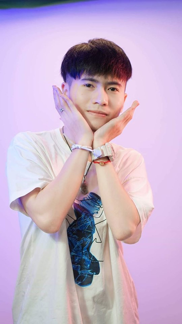 Điểm danh những nam streamer điển trai h&uacute;t fan khủng, hội chị em nhanh nhanh check info th&ocirc;i! - Ảnh 2.