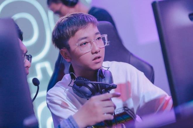 Điểm danh những nam streamer điển trai h&uacute;t fan khủng, hội chị em nhanh nhanh check info th&ocirc;i! - Ảnh 12.
